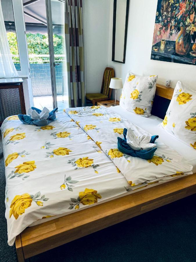 Gartenhotel Garni Pension B&B Innsbruck Ngoại thất bức ảnh