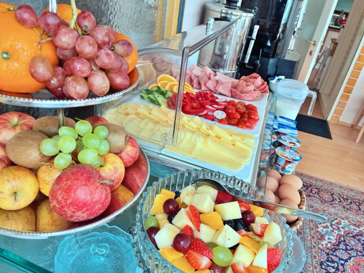 Gartenhotel Garni Pension B&B Innsbruck Ngoại thất bức ảnh